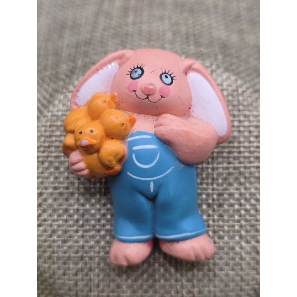 Vintage 2" Easter Unlimited S Lehman Pink Bunny with Chicks Pin